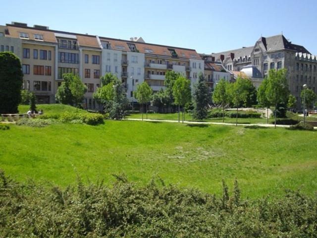 Vendel Terasz Appartement Boedapest Buitenkant foto